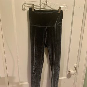 Beyond Yoga Velvet Leggings